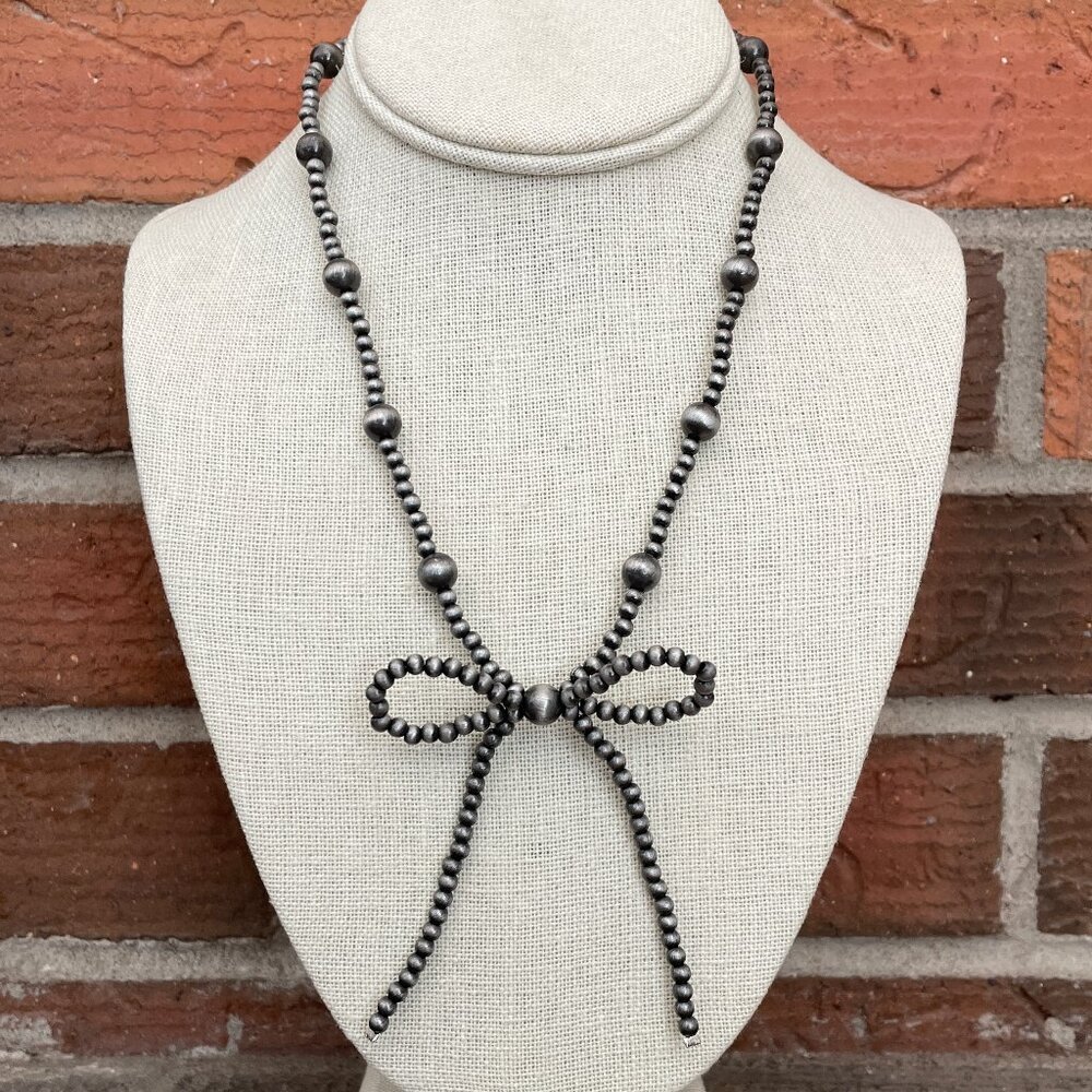 Elegant Bow Pendant Beaded Necklace in Gunmetal